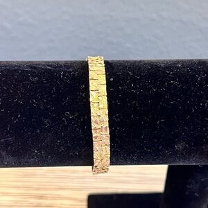 Chic Gold Bracelet for Women